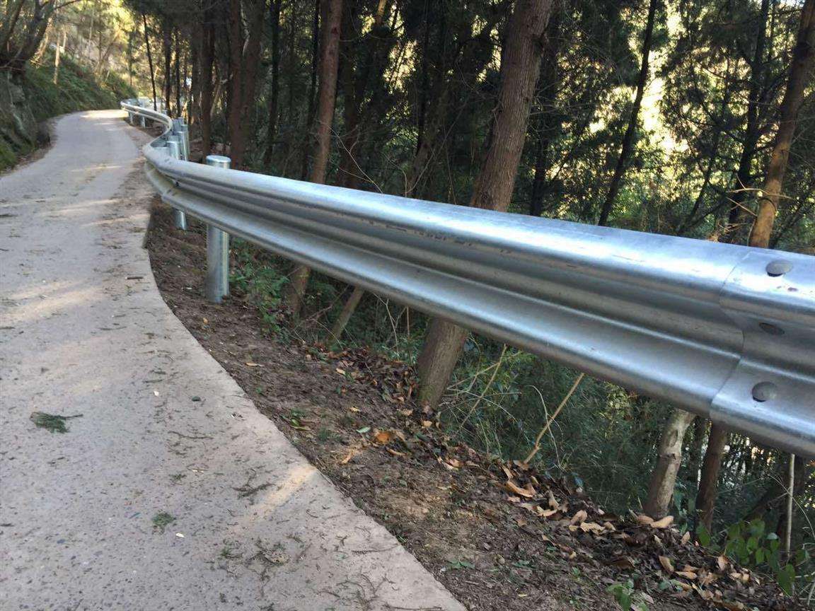 明山高速护栏