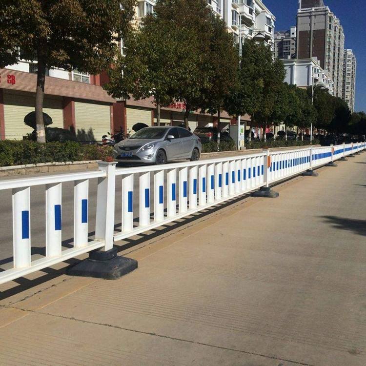 明山PVC道路护栏