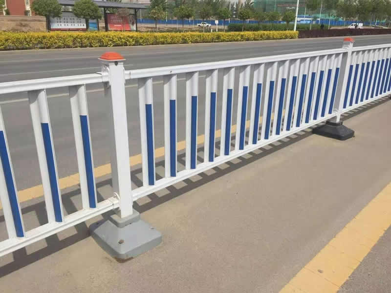 明山防眩目道路护栏